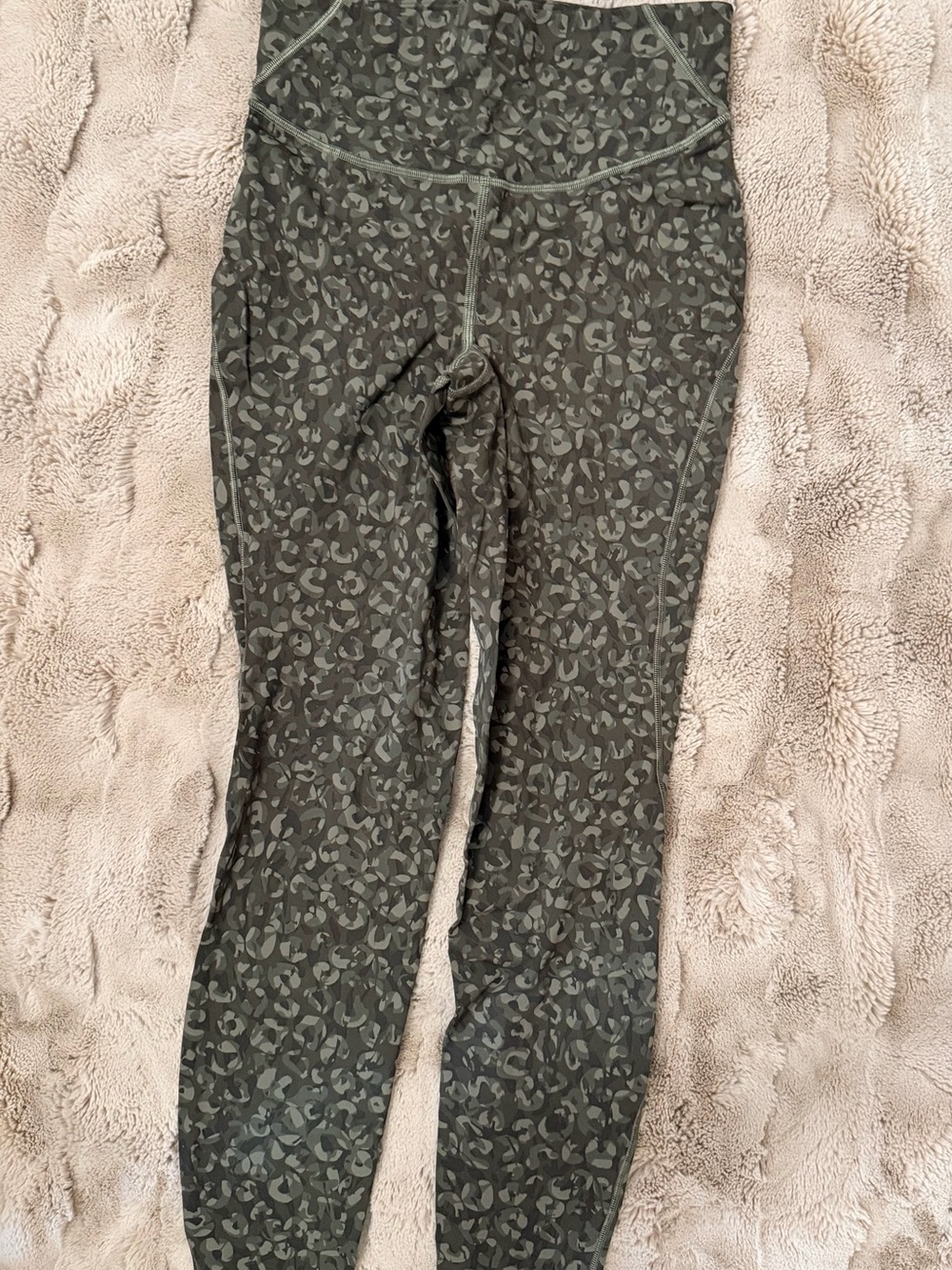 Lululemon Base Pace
High-Rise Tights NWOT